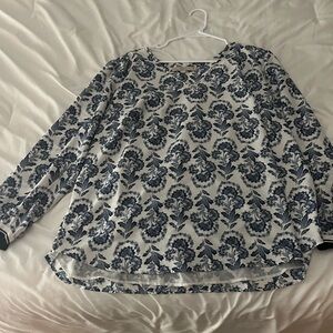 Loft plus Floral Blue and White Women's Top